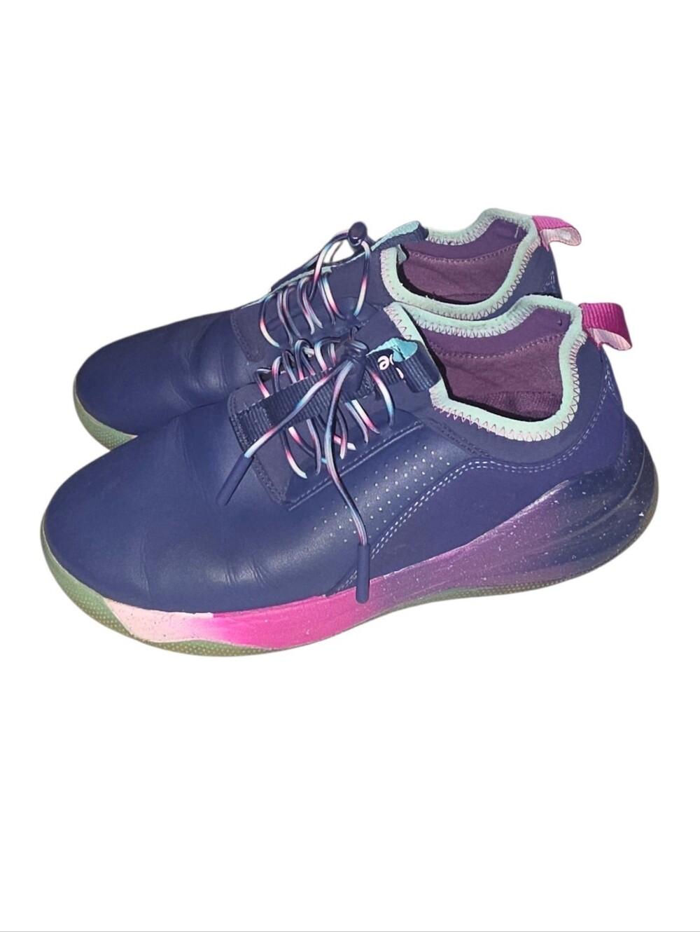 Clove Nursing Shoes 7.5